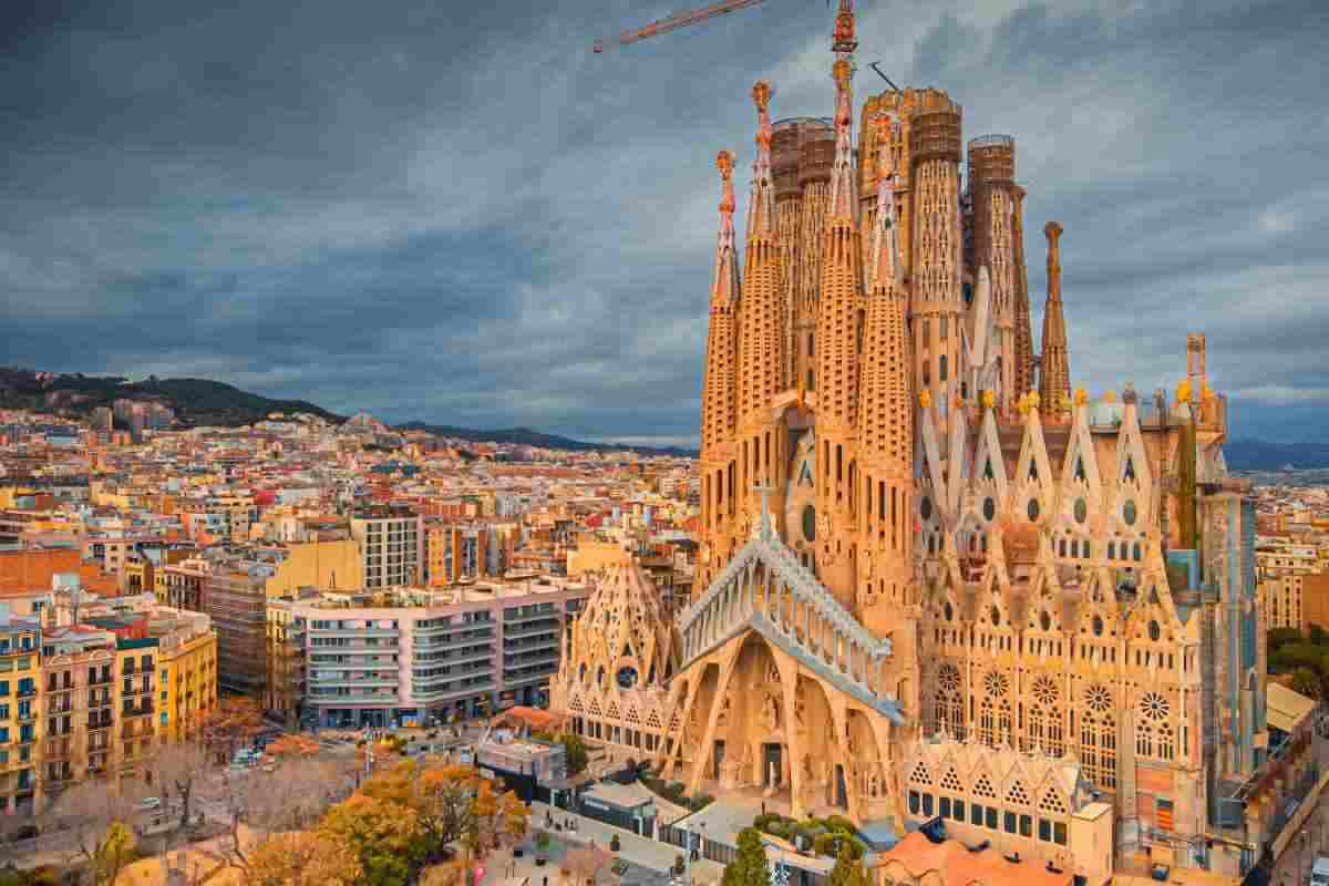 8.500 biglietti gratis: a San Valentino vola a Barcellona, tutti i dettagli